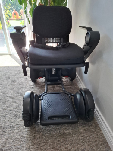 8681_whill_power_wheelchair_-_4_-_20260208_154830_r1151891352