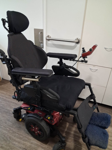 Used Quantum Edge 3 Powered Chair
