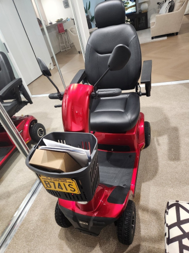 8695_scooter_main