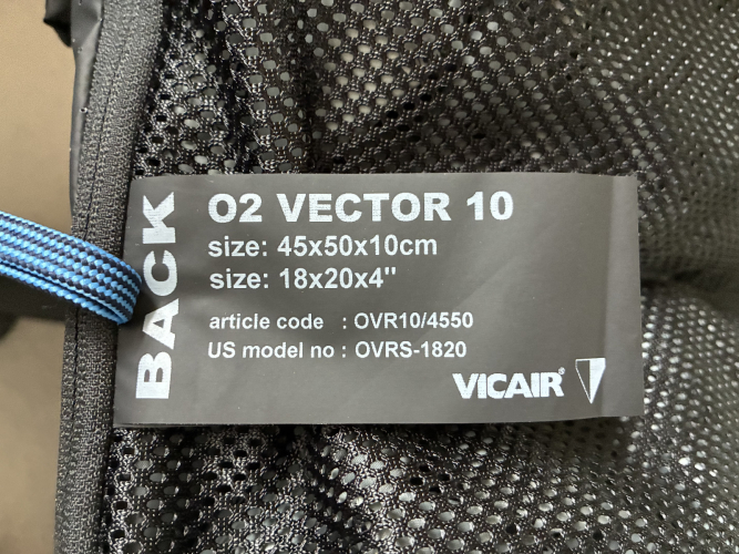 8833_vicair_cushion