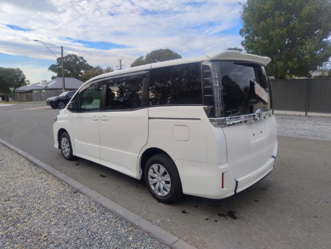 2015 Toyota Voxy Welcab Wheelchair-Accessible