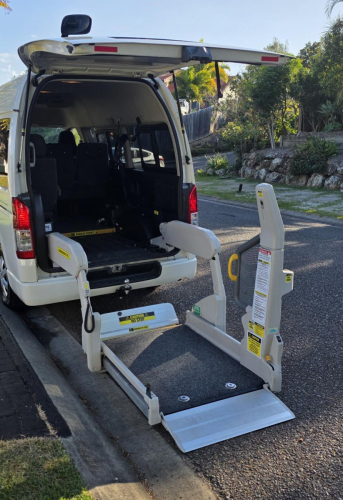 9137_toyota_welcab_863qz9_15