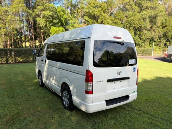 9194_toyota-hiace-inclusive