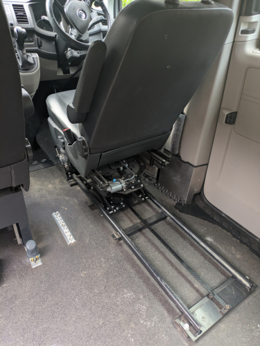 9253_drivers_seat_with_back_slide_rails_