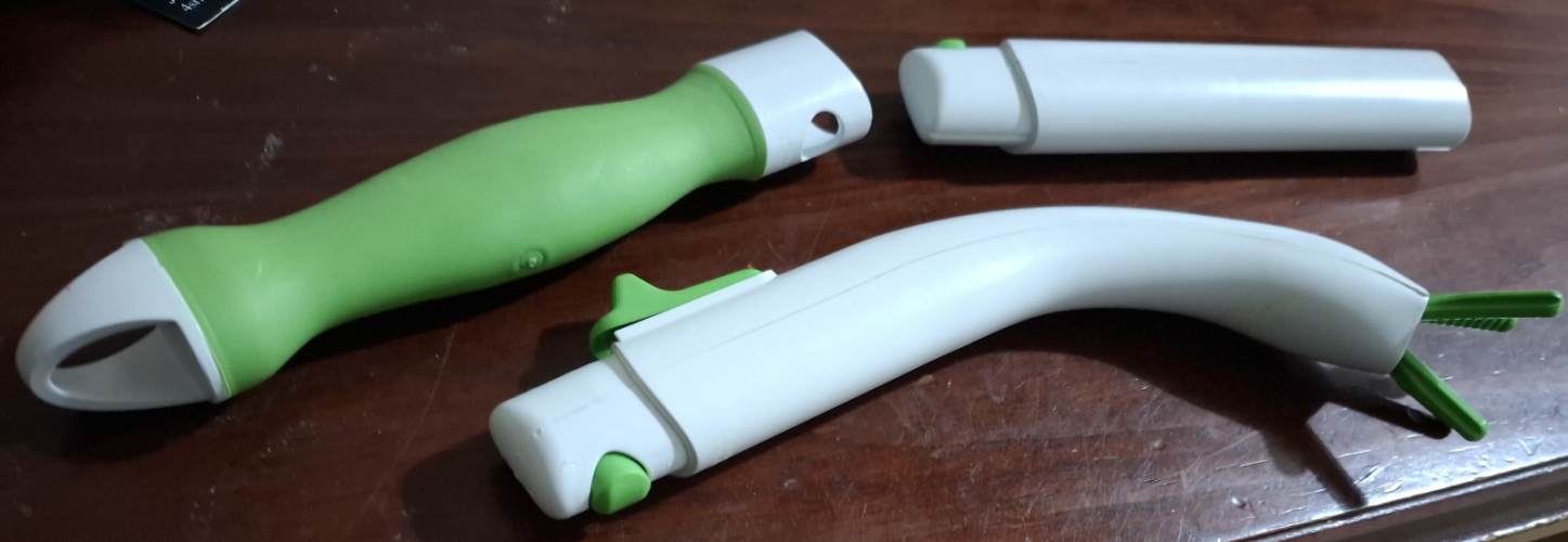 Freedom Wand – Personal Hygiene Portable Aid