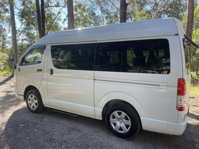 9633_van_left_side