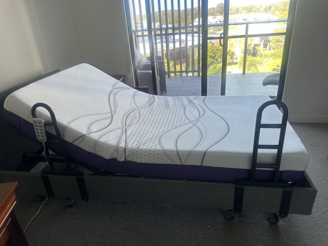 Electric Adjustable Bed + Mattress – Remote Ctrl