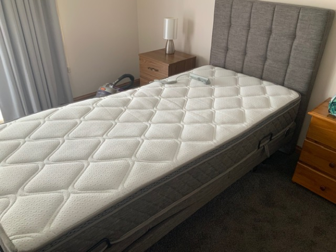 Aspire ComfiMotion Activ Care Bed with mattress