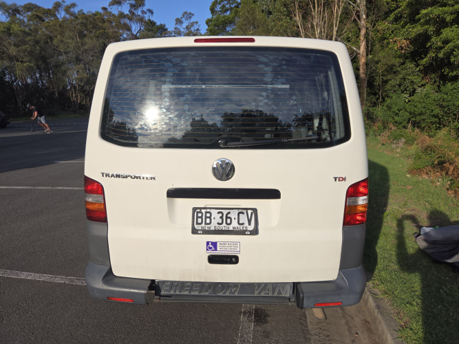 9846_rear_of_vehicle