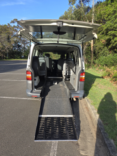 9846_rear_of_vehicle_wuith_ramp_
