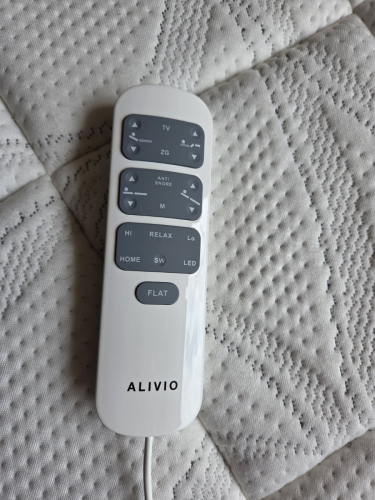 9915_1_image000000