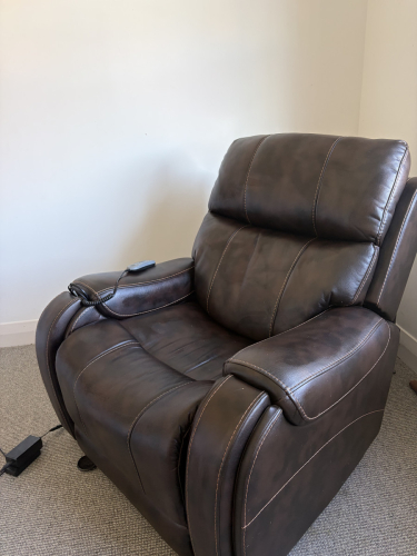 Theorem Seagrove Quad Motor Power Lift Chair